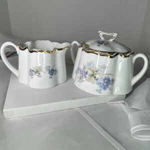VTG Z.S.& Co Bavaria porcelain creamer and lidded sugar bowl set.